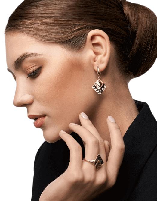 jewellery model